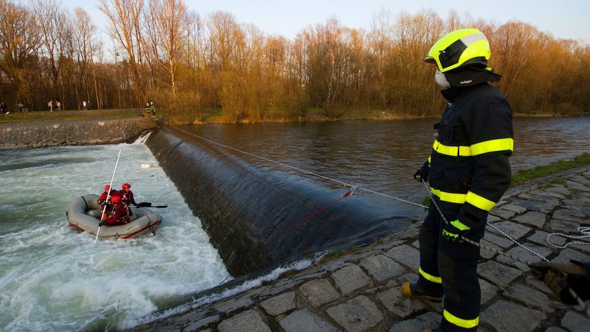 Ve Frýdlantu nad Ostravicí se utopili tři mladíci